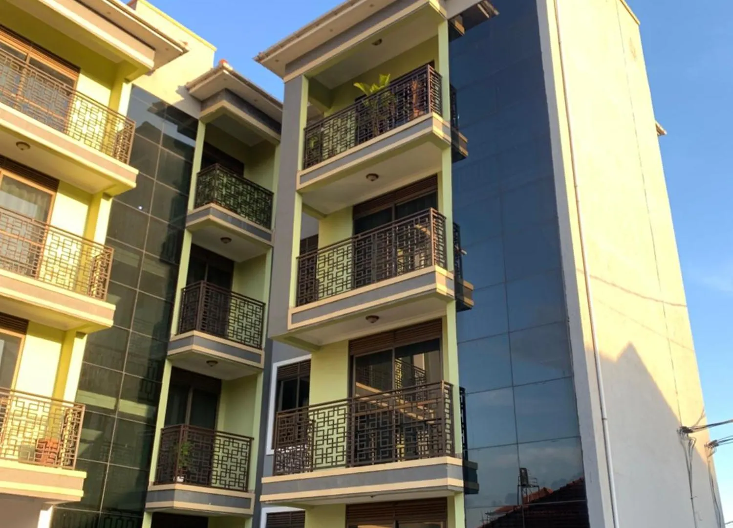 公寓 Zuri Suites 坎帕拉